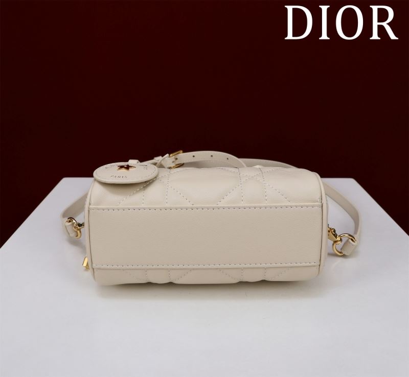 chr1st1an D10r boston bags